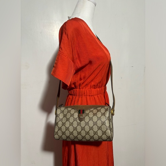 GUCCI GG Canvas Web Sherry Line Shoulder Bag
Beige Red Green 8902018 - Picture 4 of 16